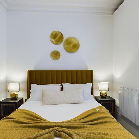Apartamento Belle Vue Regency King Size W Free Parking Cheltenham Exterior foto