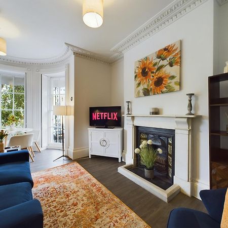 Apartamento Belle Vue Regency King Size W Free Parking Cheltenham Exterior foto
