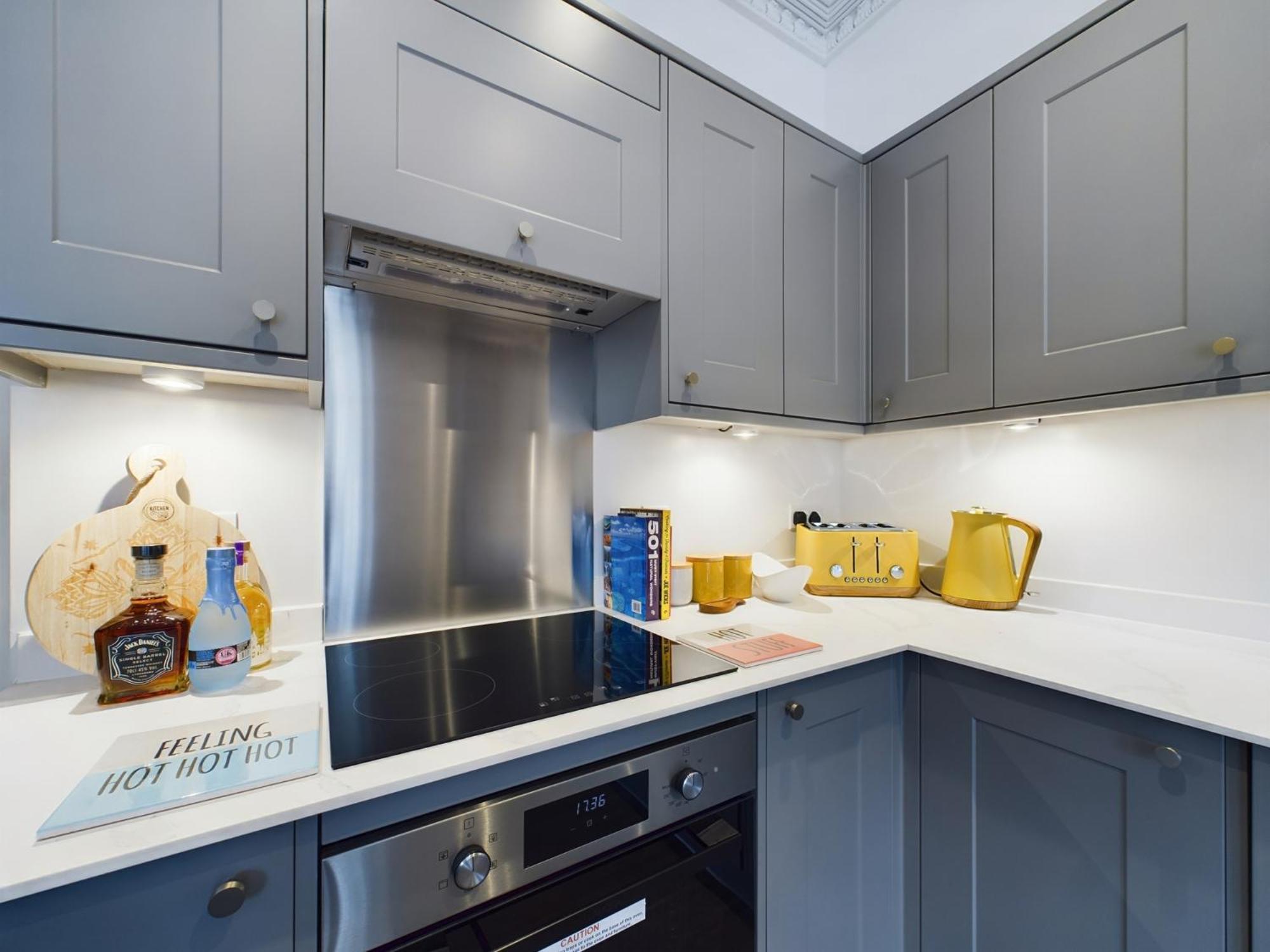 Apartamento Belle Vue Regency King Size W Free Parking Cheltenham Exterior foto
