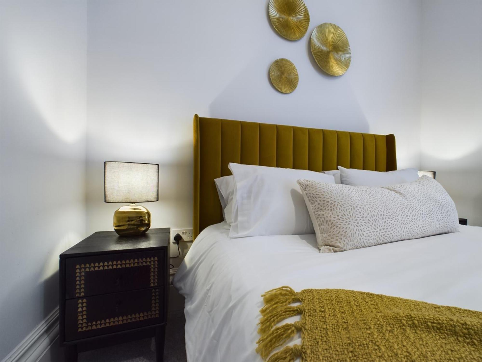 Apartamento Belle Vue Regency King Size W Free Parking Cheltenham Exterior foto